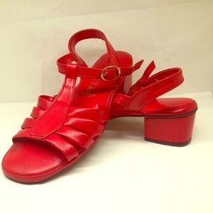 Vintage ES Originals Red Sandals 60’s-70’s era